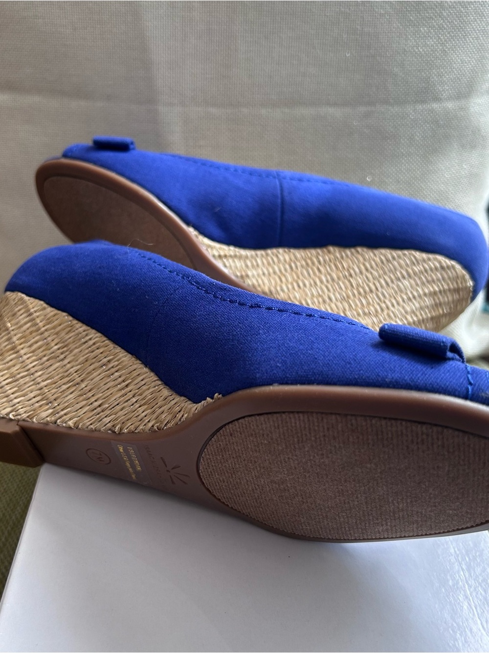 NEW Issac Mizrahi Peep Toe Espadrilles - Picture 6 of 7